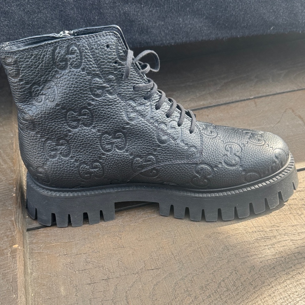 Gucci Black Textured Combat Boots - Picture 4 of 8
